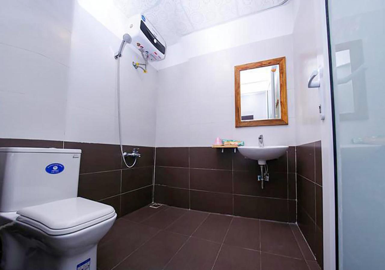 Shark Home Hue Bagian luar foto